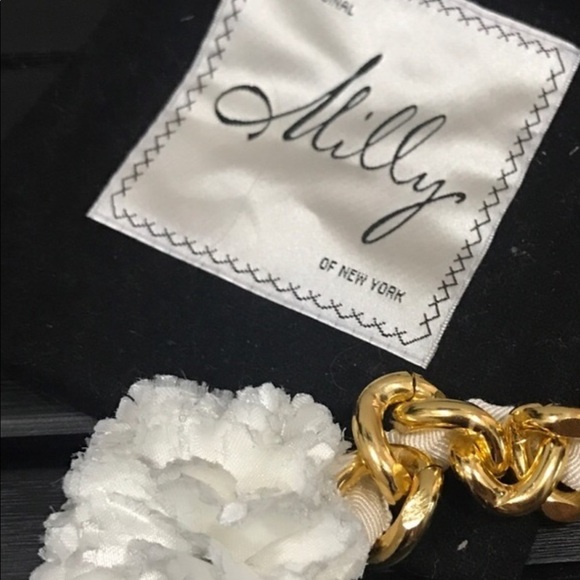 MILLY of New York gold tone chain Bracelet W Ivory flower NWT - Picture 2 of 3